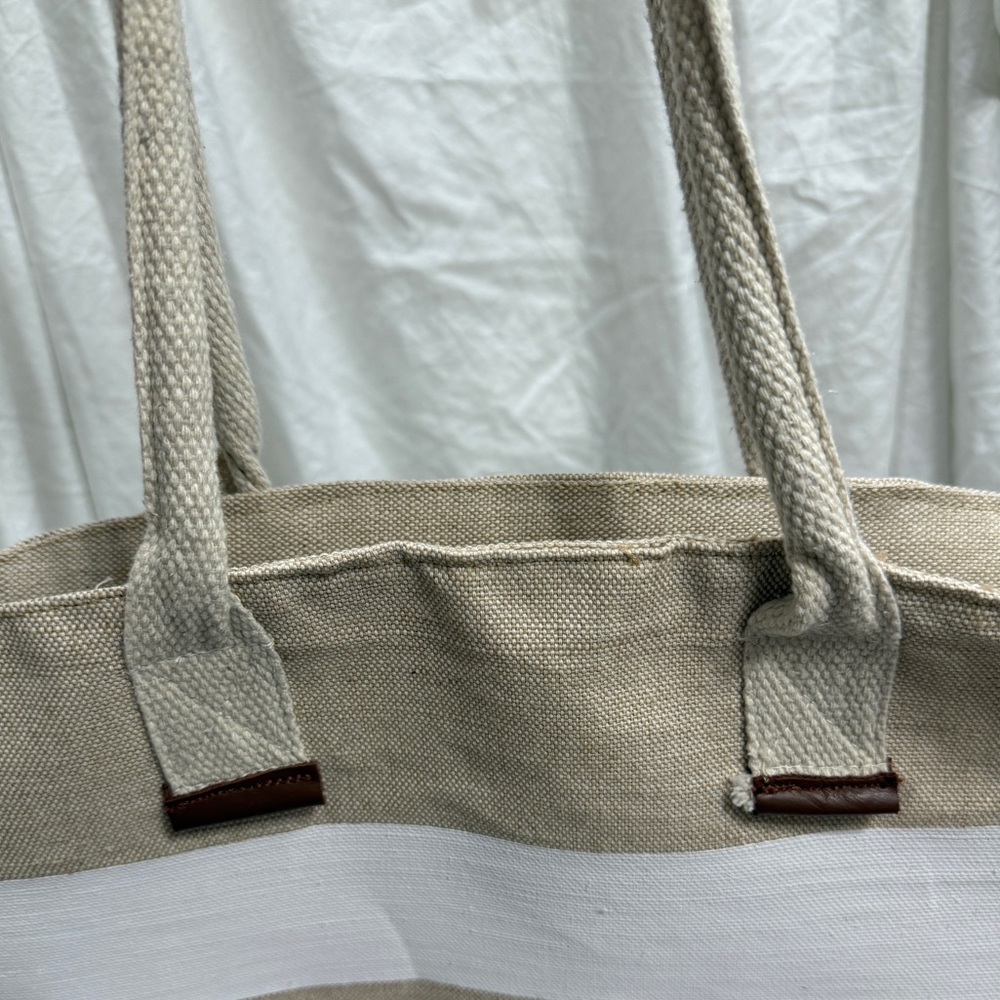 Women’s Large Tan and White Striped Reusable Tote Bag. - Picture 10 of 16